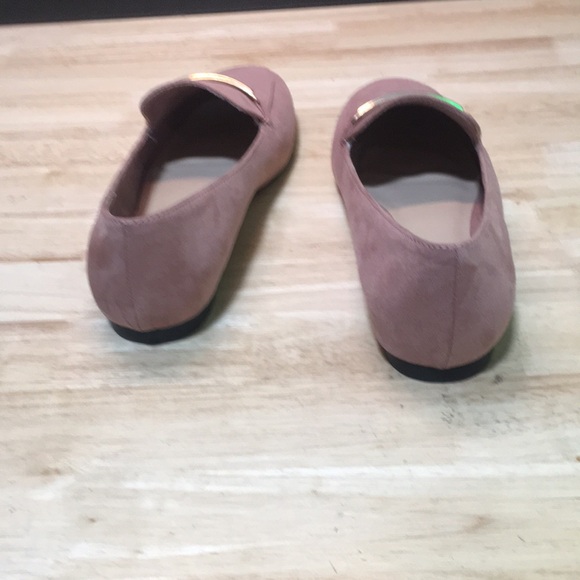 New WB Woman’s Journee Collection Elegant Pink Loafers - Picture 4 of 7